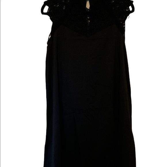 SHEIN Mock Neck Lace Yoke Dress - Picture 3 of 4